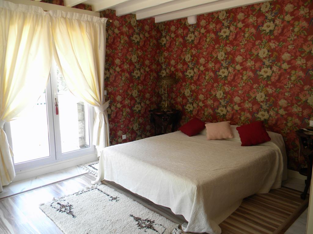 Les Arbousiers Hotel Ceret Room photo